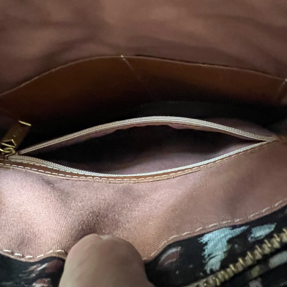 - Sustainable Sseko  Convertible Multicolor Canvas Zipper Tote, Backpack - Picture 6 of 10